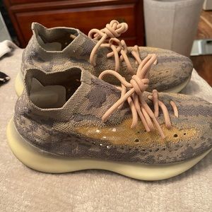 Yeezy 380 mist